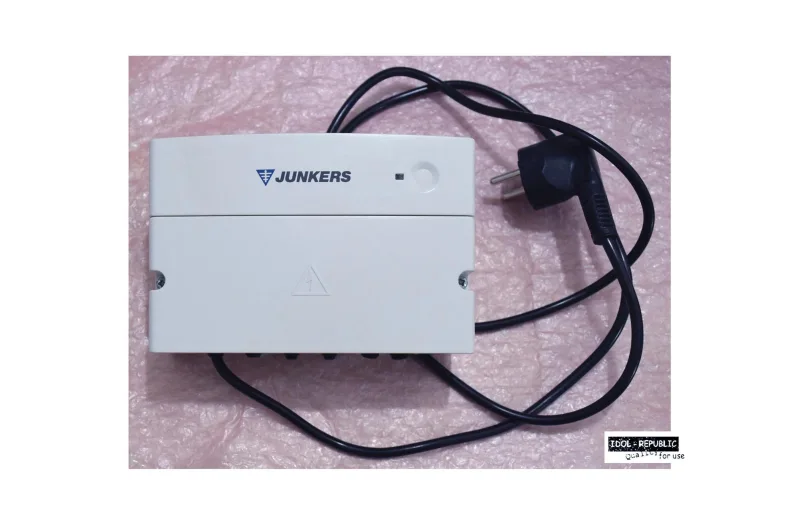 Junkers - 7719002740 - ISM 1 - Solar Lastschaltmodul - ISM1 - 7 719 002 740