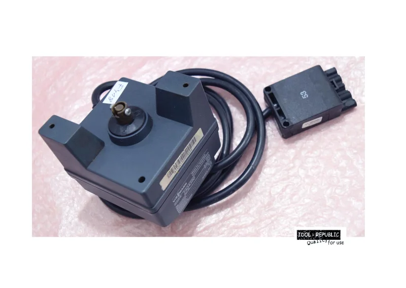 Viessmann - 7404390 - Motor für Abgasklappe - 7404 390 - Abgasklappenmotor 90°