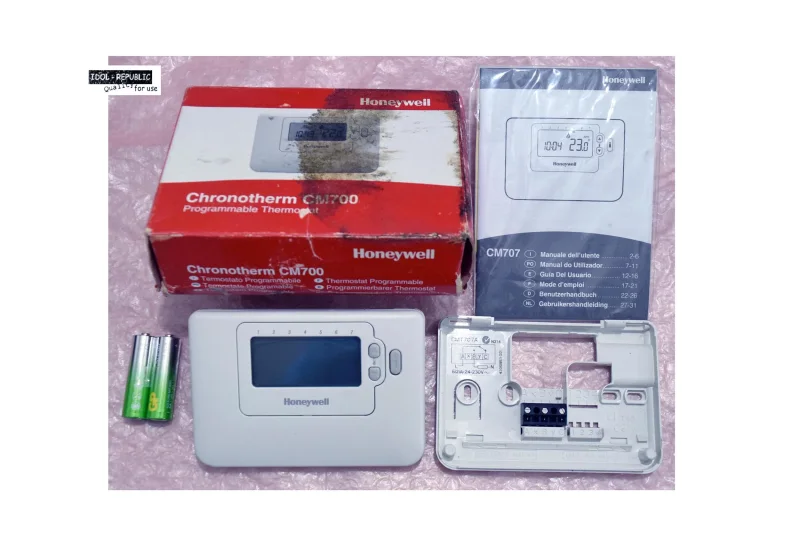 Rapido 004596 RTU CM707 Honeywell Chronotherm CMT707A1003 Digitales Uhrenthermostat