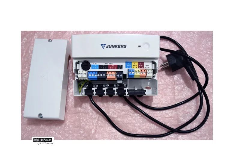 Junkers - 7719002740 - ISM 1 - Solar Lastschaltmodul - ISM1 - 7 719 002 740