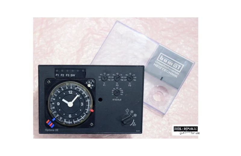 Bomat Optima 2E - Heizungsregler 831-677-149 Einbauregler - Speicherladeregler